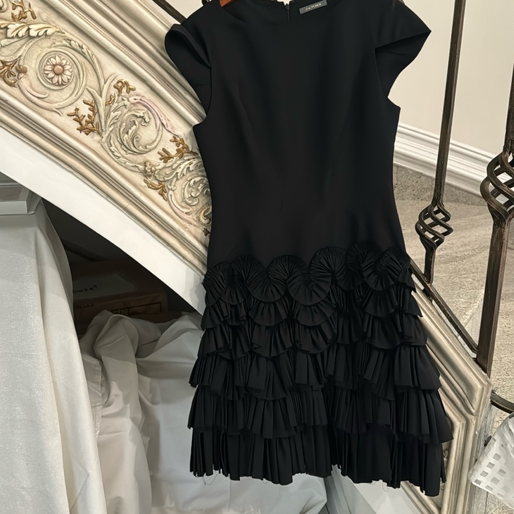 Worn 1 Zac Posen coctail dress